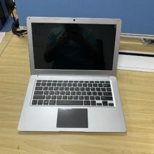 15.6 Inch Notebook 8GB RAM 256GB SSD Full HD